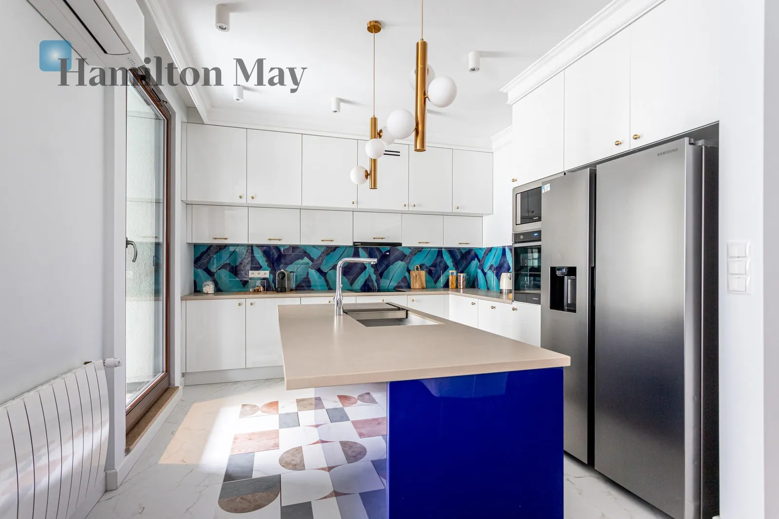 Region: Śródmieście Subregion: Powiśle Distance to centre: 1.15 km Level: 3 Price: 6500 PLN Bedrooms: 1 Bathrooms: 2 Size: 72m2 Price/m2: 90 PLN - slider