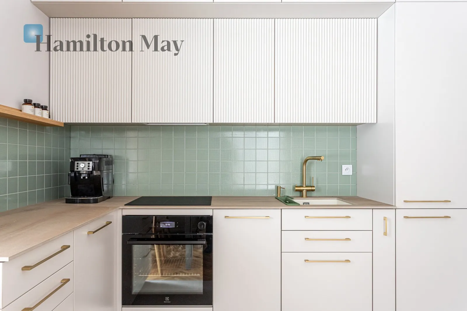 Exclusive two-bedroom apartment in Warsaw - slider