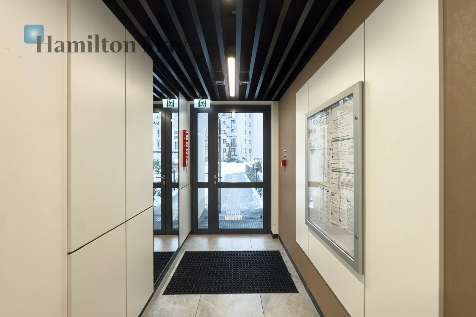 Exclusive two-bedroom apartment in Warsaw - slider