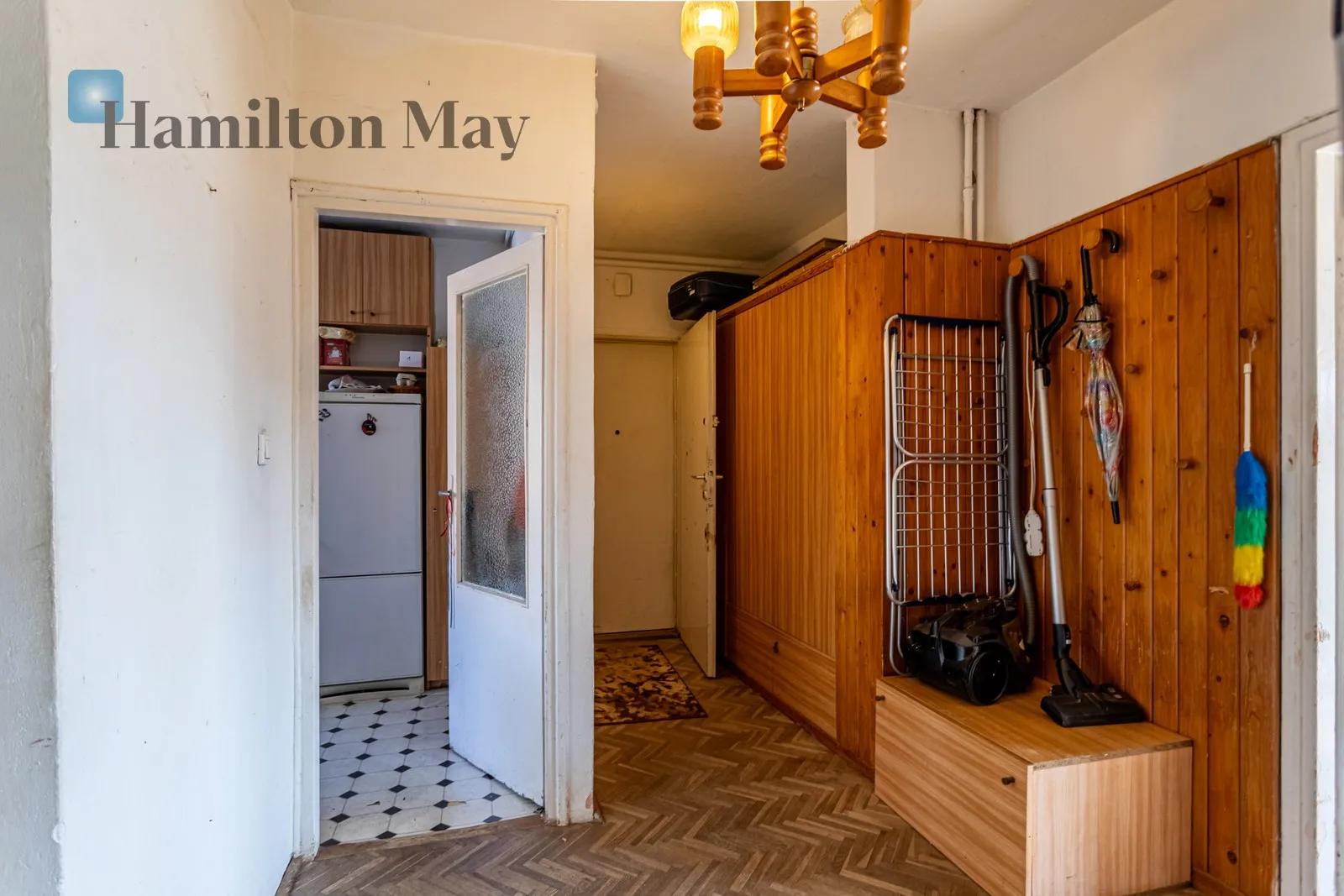 City: Warszawa Street: Fryderyka Joliot-Curie Region: Mokotów Subregion: Wierzbno Distance to centre: 4.38 km Level: 3 - slider