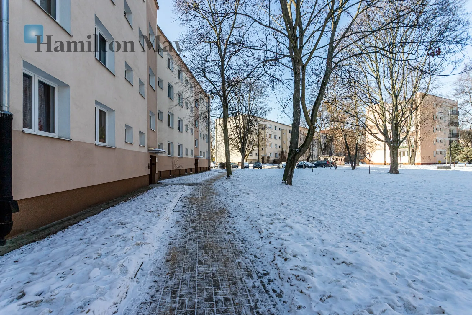 City: Warszawa Street: Fryderyka Joliot-Curie Region: Mokotów Subregion: Wierzbno Distance to centre: 4.38 km Level: 3 Price: 765000 PLN Bedrooms: 1 - slider
