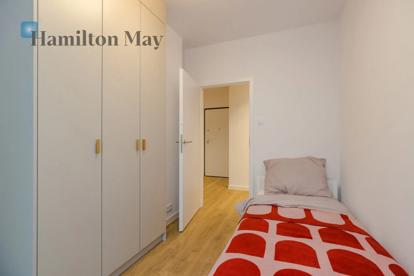 Subregion: Raków Distance to centre: 5.78 km Price: 1685000 PLN Bedrooms: 3 Bathrooms: 2 Size: 96.28m2 Price/m2: 17501 PLN - slider