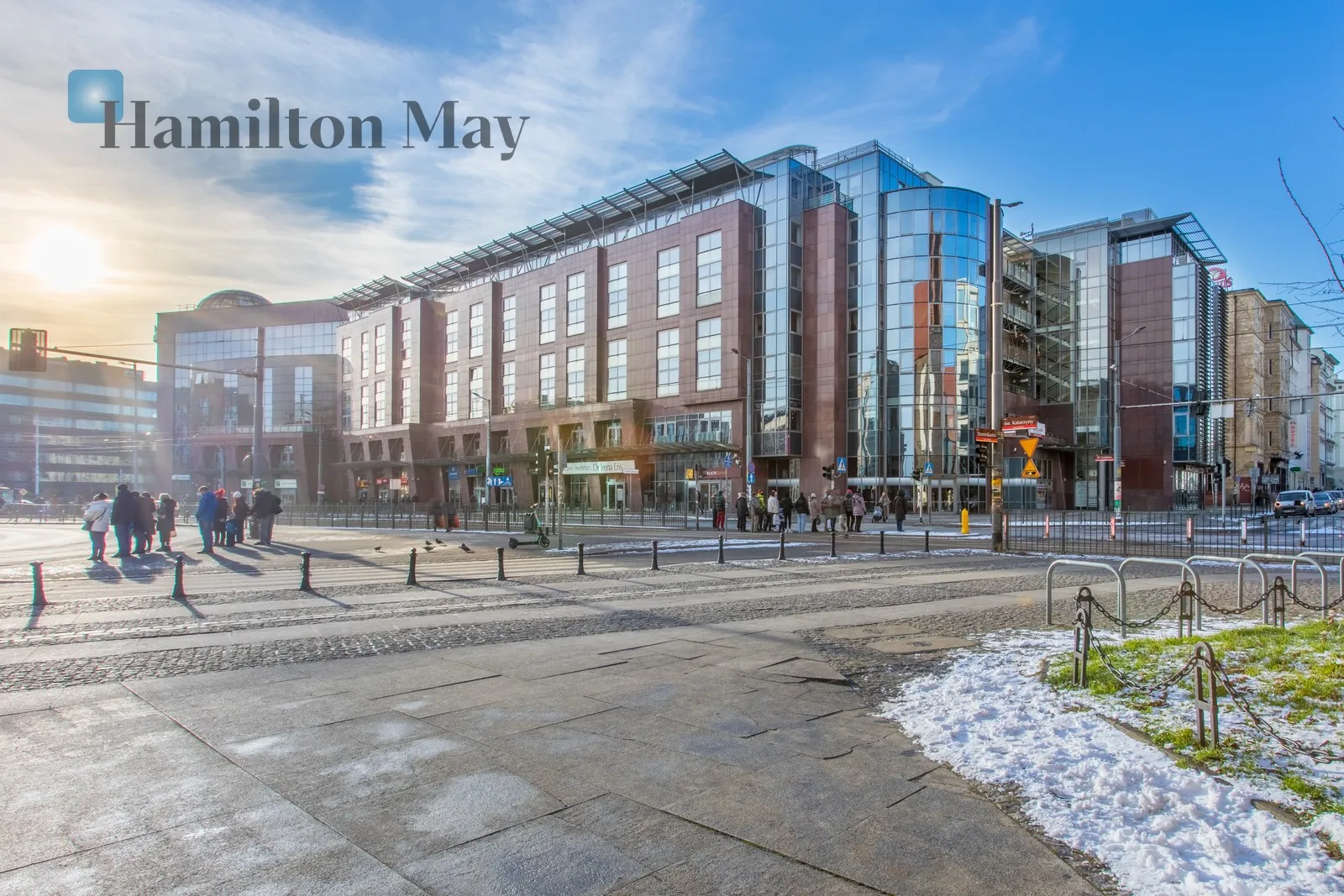 Price: 3700 PLN Bedrooms: 1 Bathrooms: 1 Size: 66m2 - slider