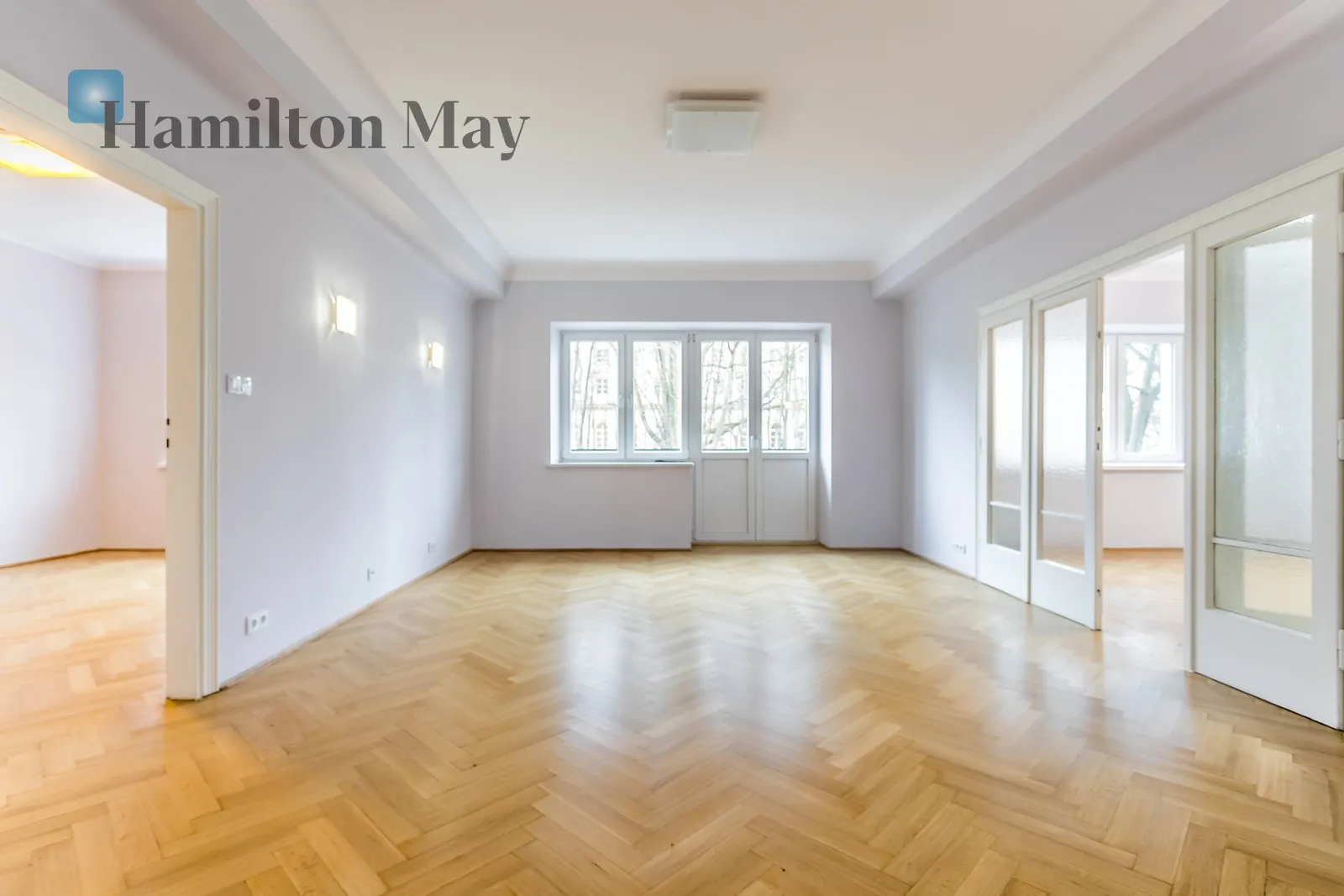 City: Warszawa Street: aleja Jana Chrystiana Szucha Region: Śródmieście Subregion: Ujazdów Distance to centre: 1.64 km Level: 1 Price: 13000 PLN Bedrooms: null Bathrooms: null Plot size: nullm2 Layout: null Price/m2: 77 PLN - slider