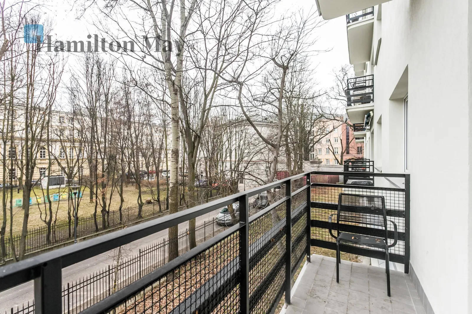 Level: 1 Price: 13000 PLN Bedrooms: null Bathrooms: null Plot size: nullm2 Layout: null Price/m2: 77 PLN - slider