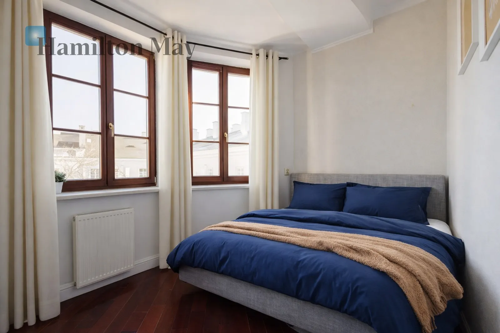 A unique apartment on Bednarska Street - slider