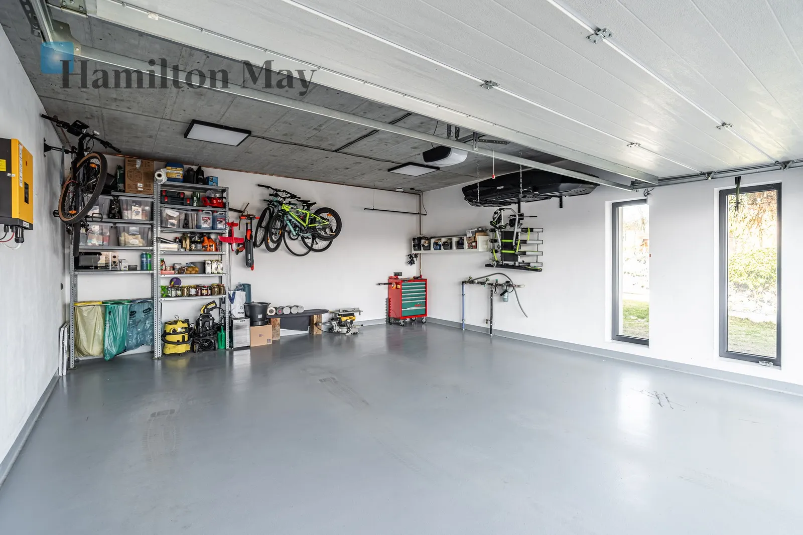 A unique single-story house for sale in Konary - slider