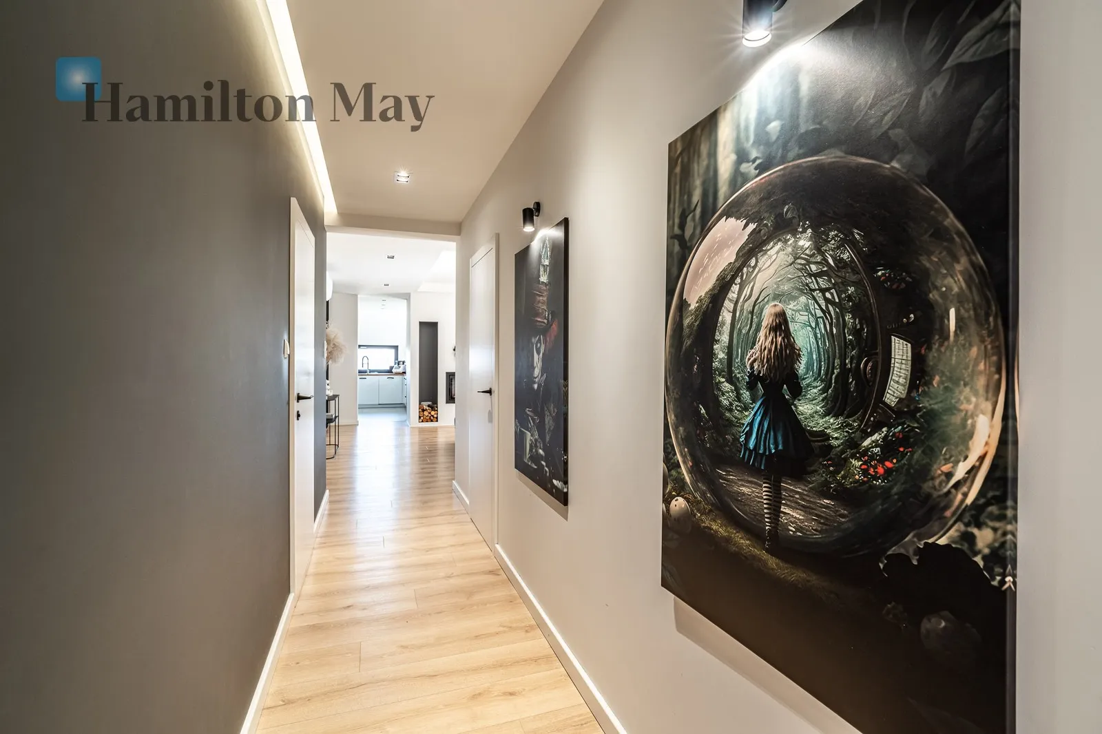 A unique single-story house for sale in Konary - slider