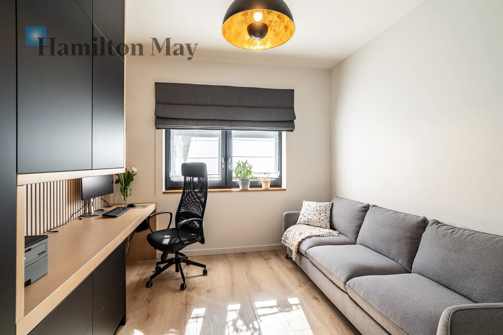 A unique single-story house for sale in Konary - slider