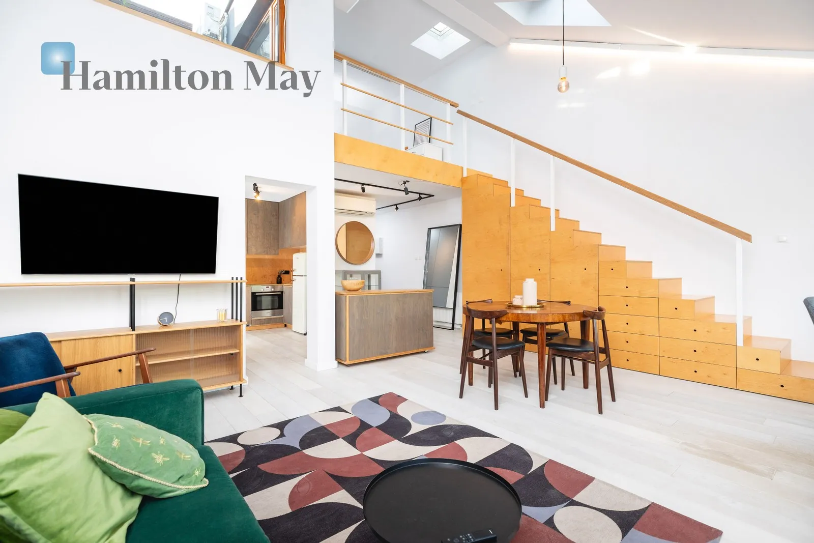 City: Kraków Street: św. Łazarza Region: Grzegórzki Distance to centre: 0.95 km Level: 5 Price: 4000 PLN Bedrooms: 1 Bathrooms: 1 Size: 62m2 Price/m2: 65 PLN - slider