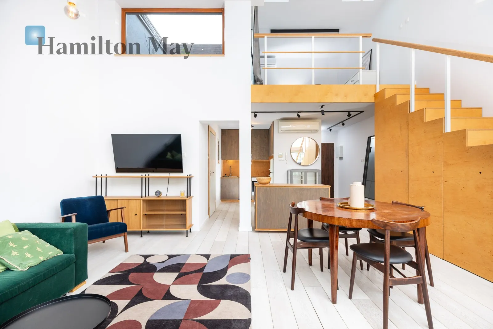 Region: Grzegórzki Distance to centre: 0.95 km Level: 5 Price: 4000 PLN Bedrooms: 1 Bathrooms: 1 Size: 62m2 - slider