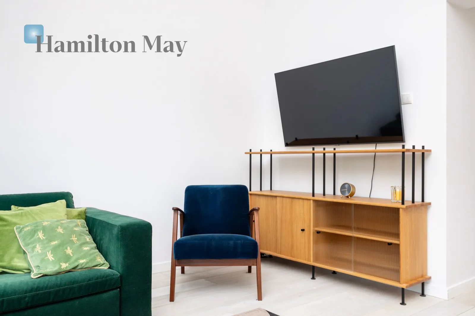 City: Kraków Street: św. Łazarza Region: Grzegórzki Distance to centre: 0.95 km Level: 5 Price: 4000 PLN - slider