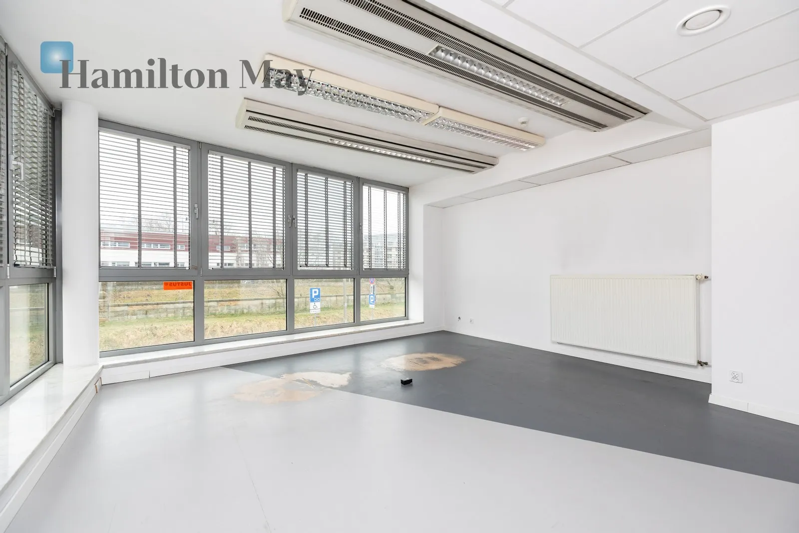 Lokal biurowy o powierzchni 300 m2, Zwierzyniec - slider