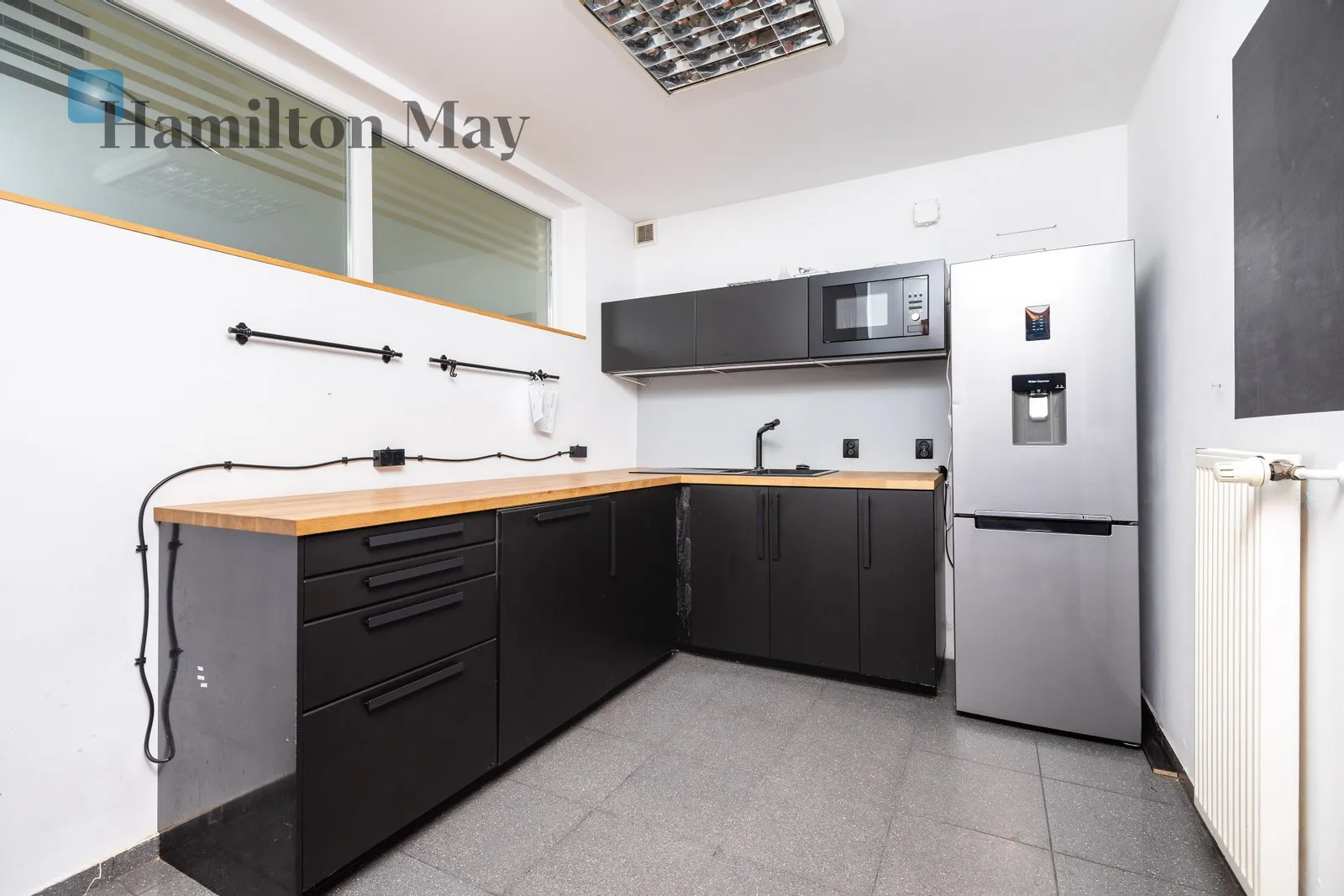 Lokal biurowy o powierzchni 300 m2, Zwierzyniec - slider