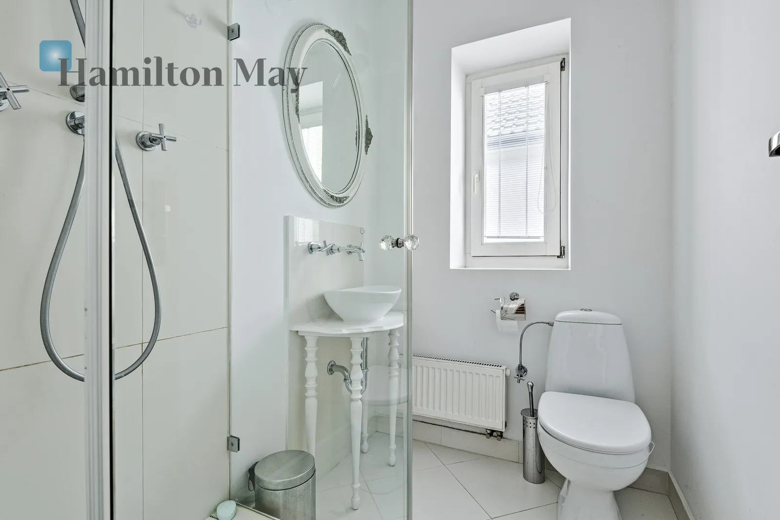 Price: 5100000 PLN Bedrooms: 5 Bathrooms: 3 Plot size: 554m2 Price/m2: 15455 PLN - slider