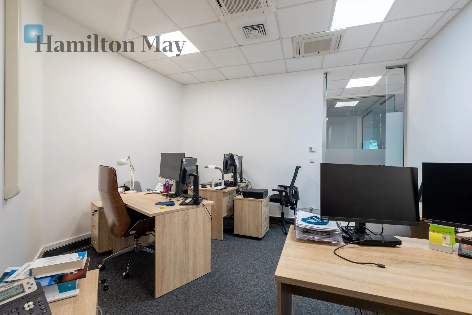 Street: plac Na Groblach Region: Stare Miasto Subregion: Wawel Distance to centre: 0.71 km Price: 14550 PLN Bedrooms: null Bathrooms: null Plot size: nullm2 Layout: null - slider