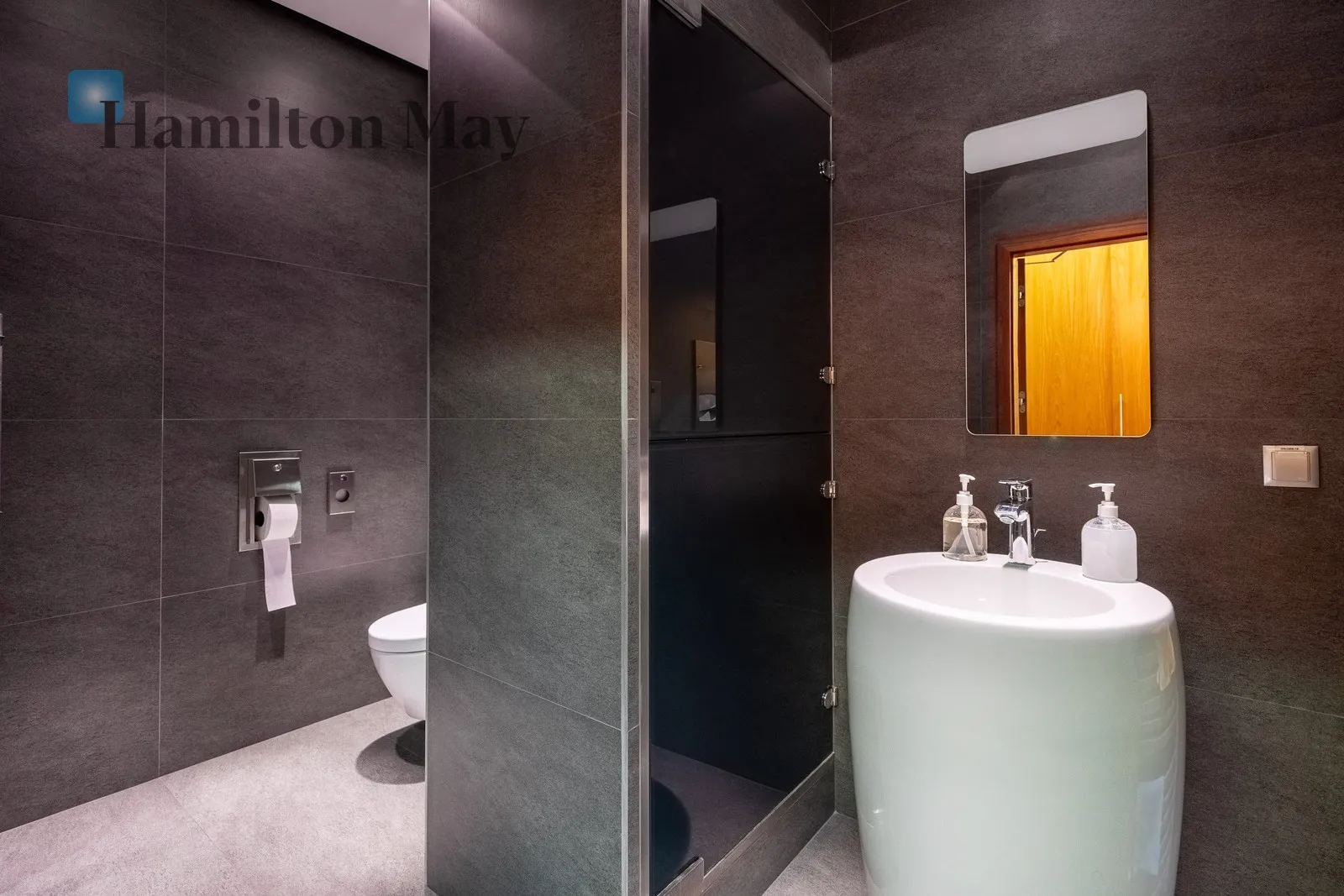Subregion: Wawel Distance to centre: 0.71 km Price: 15850 PLN Bedrooms: null Bathrooms: null Plot size: nullm2 - slider