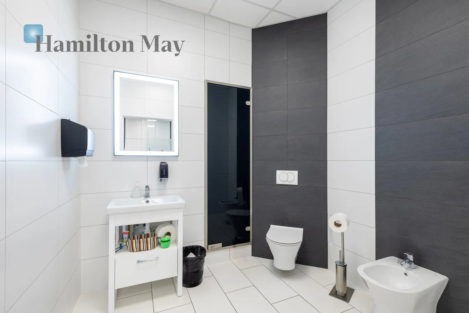City: Kraków Street: plac Na Groblach Region: Stare Miasto Subregion: Wawel Distance to centre: 0.71 km Price: 14550 PLN - slider