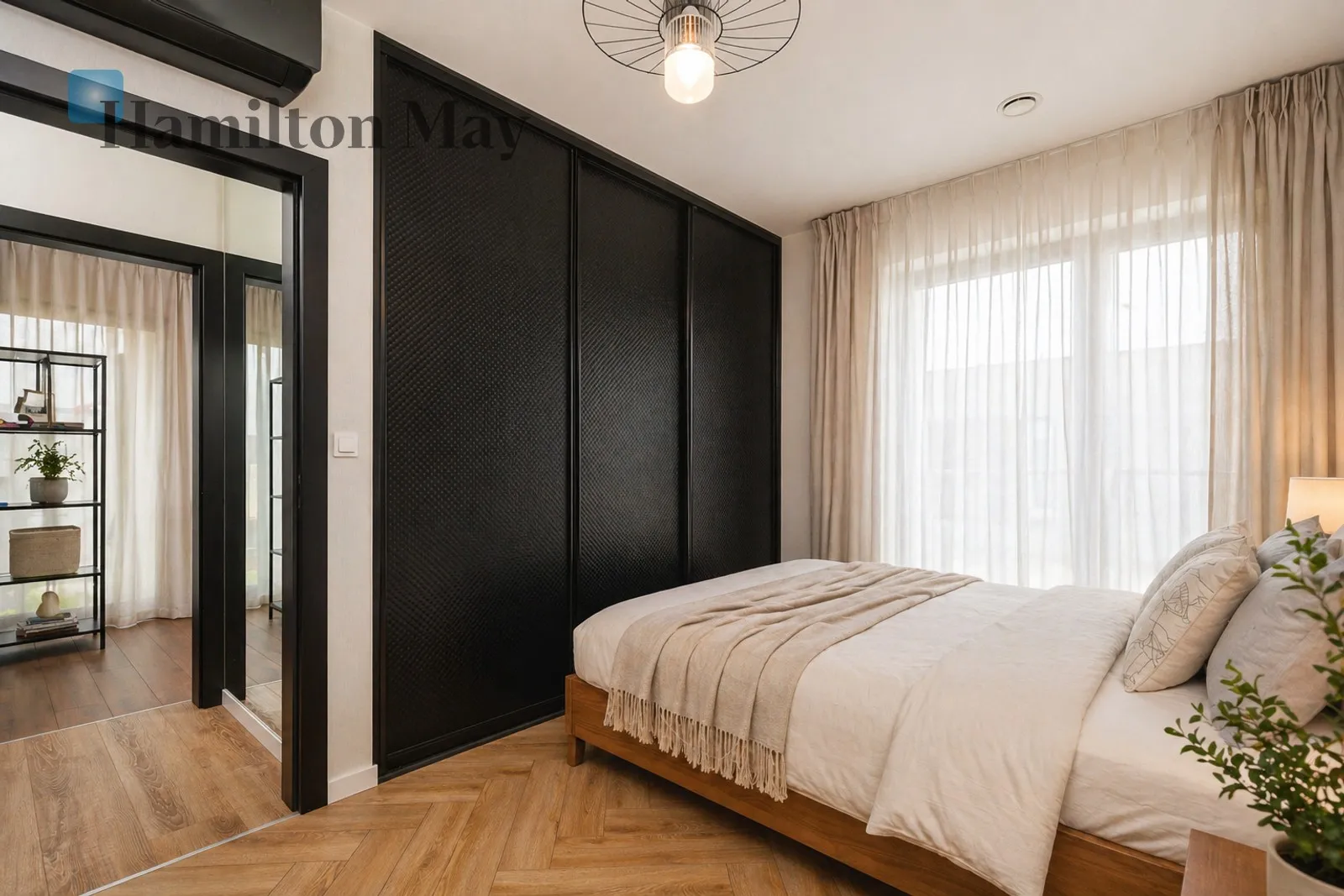 Сучасний будинок у тихому анклаві односімейних будинків "Popielowa Residence" недалеко від кордону з Краковом  - slider