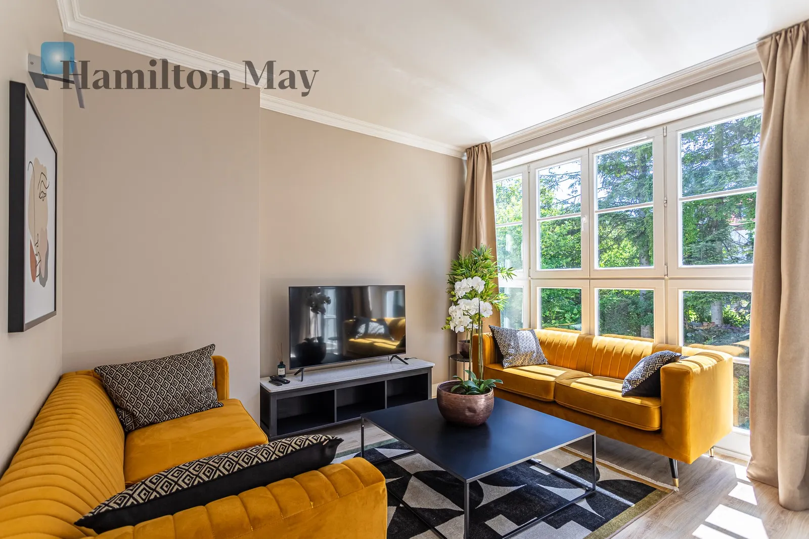 Apartament w willi na Starym Żoliborzu - slider