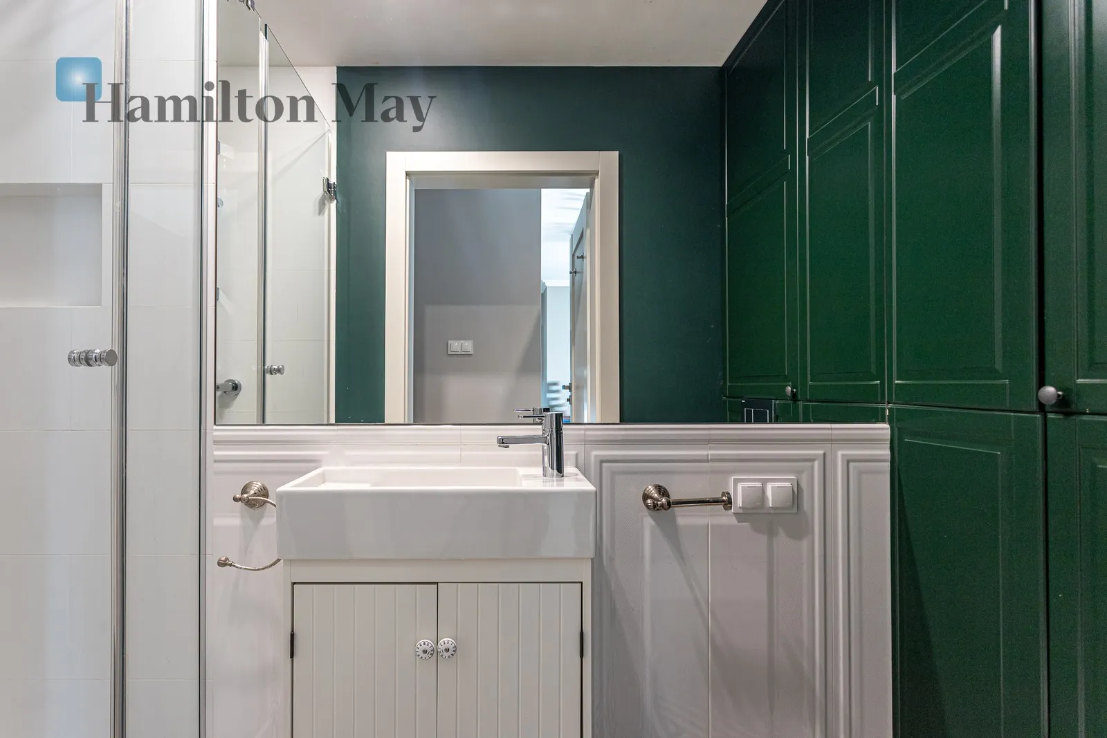 Apartament w willi na Starym Żoliborzu - slider