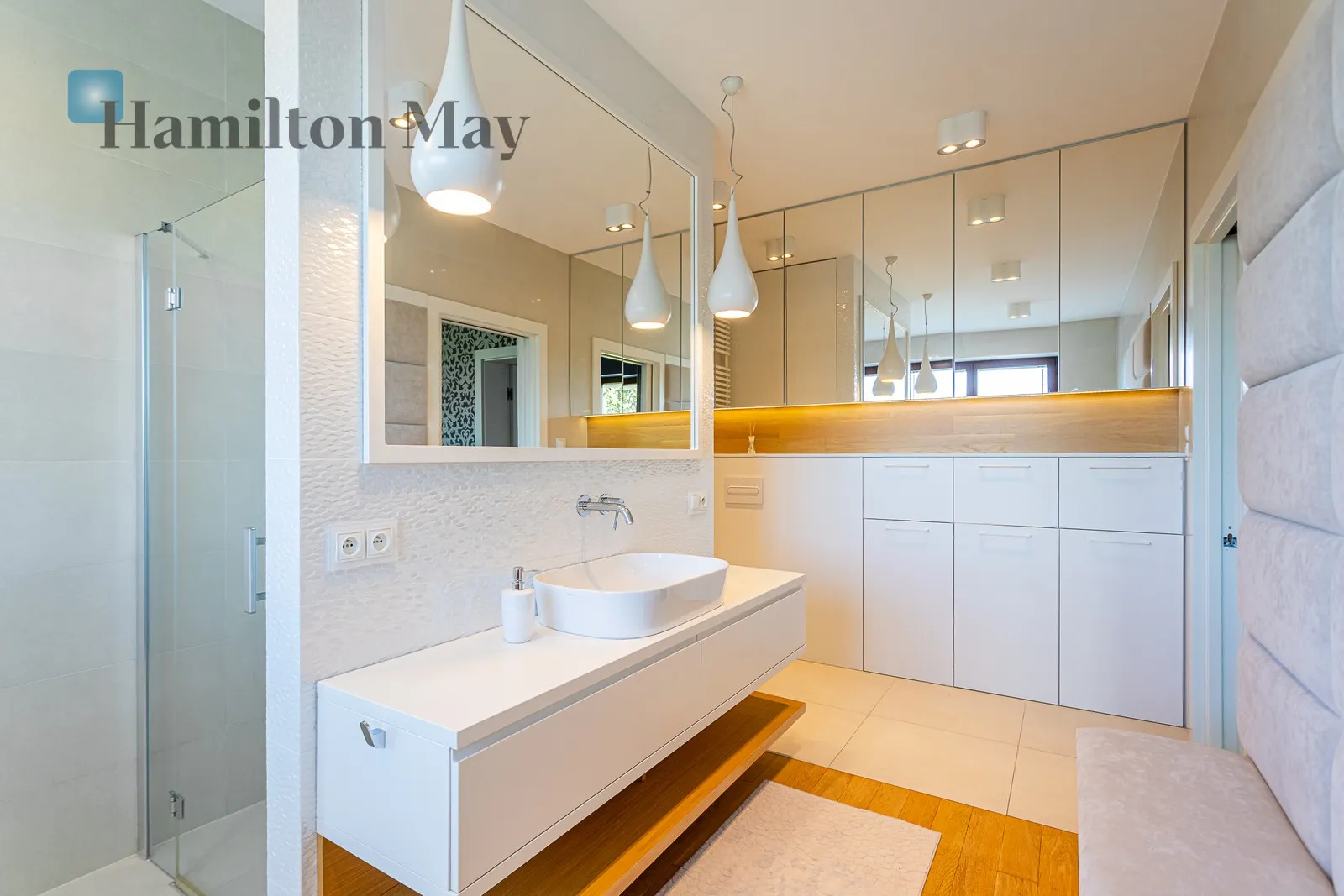 Bedrooms: 3 Bathrooms: 2 - slider