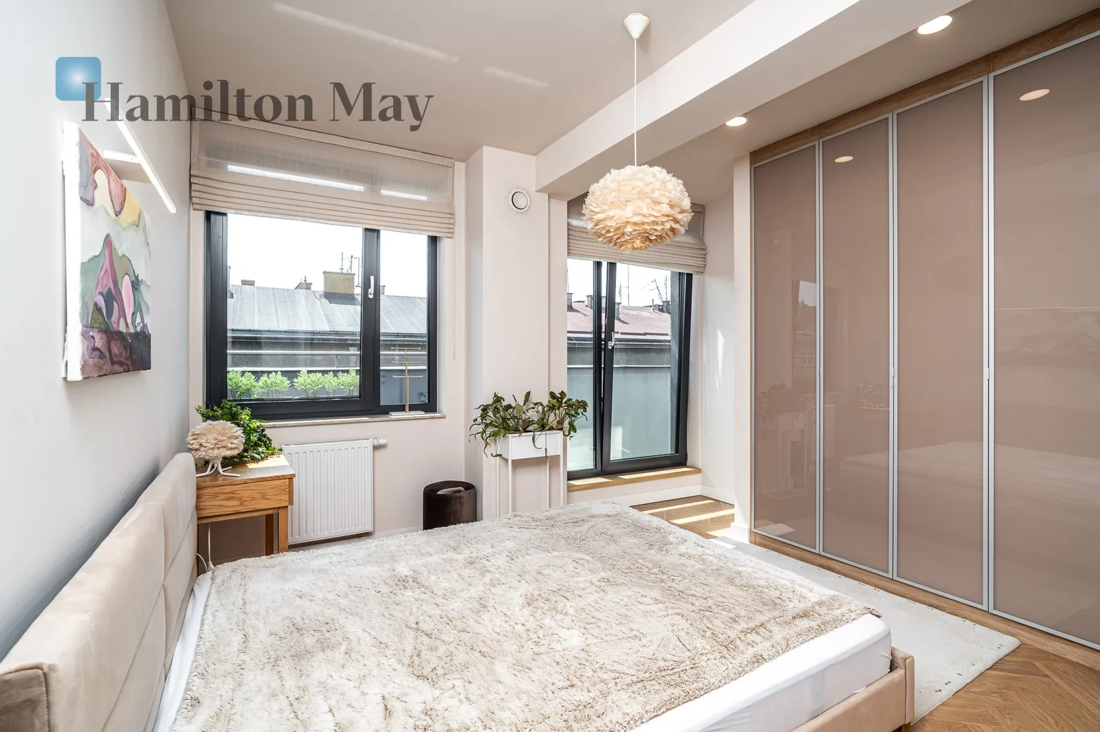 Price: 10000 PLN Bedrooms: 2 Bathrooms: 2 Size: 86m2 Price/m2: 116 PLN - slider