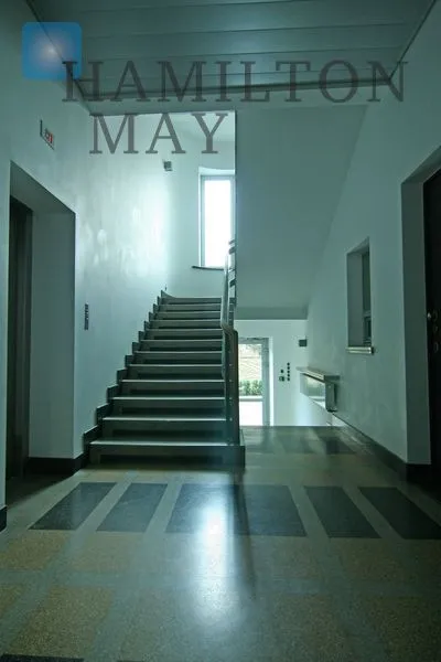 Modern two bedroom apartment in a great location - slider