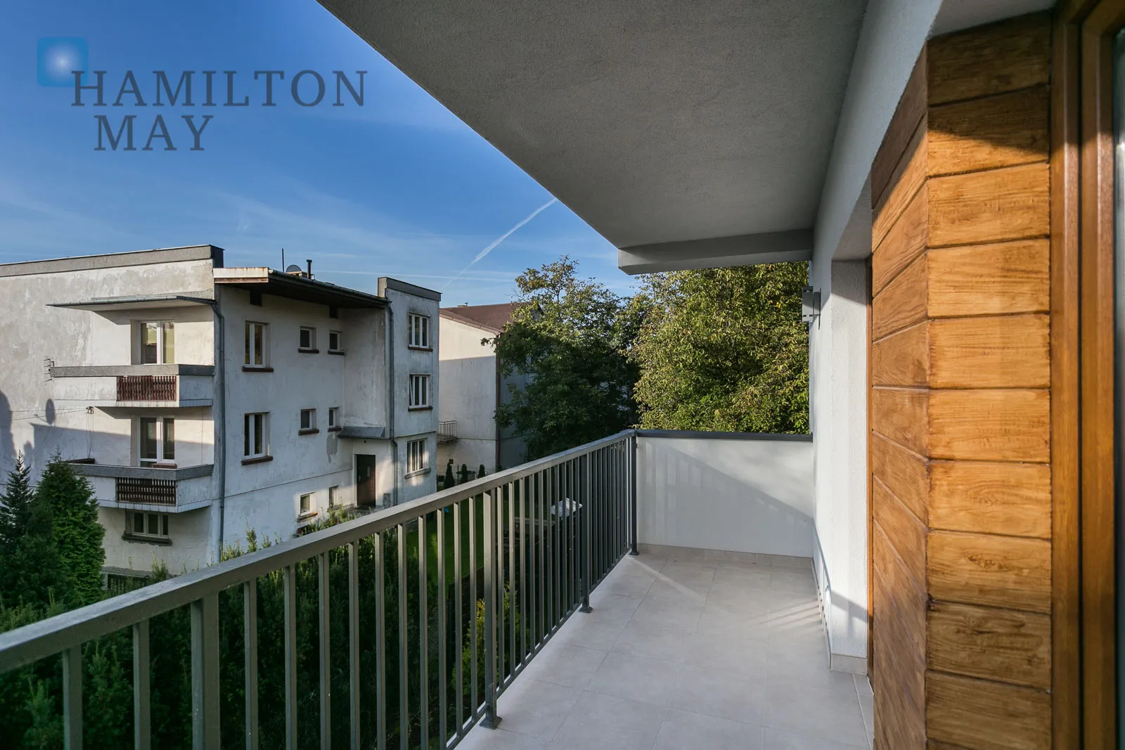 Two-bedroom apartment with a beautiful view of Przegorzały - slider