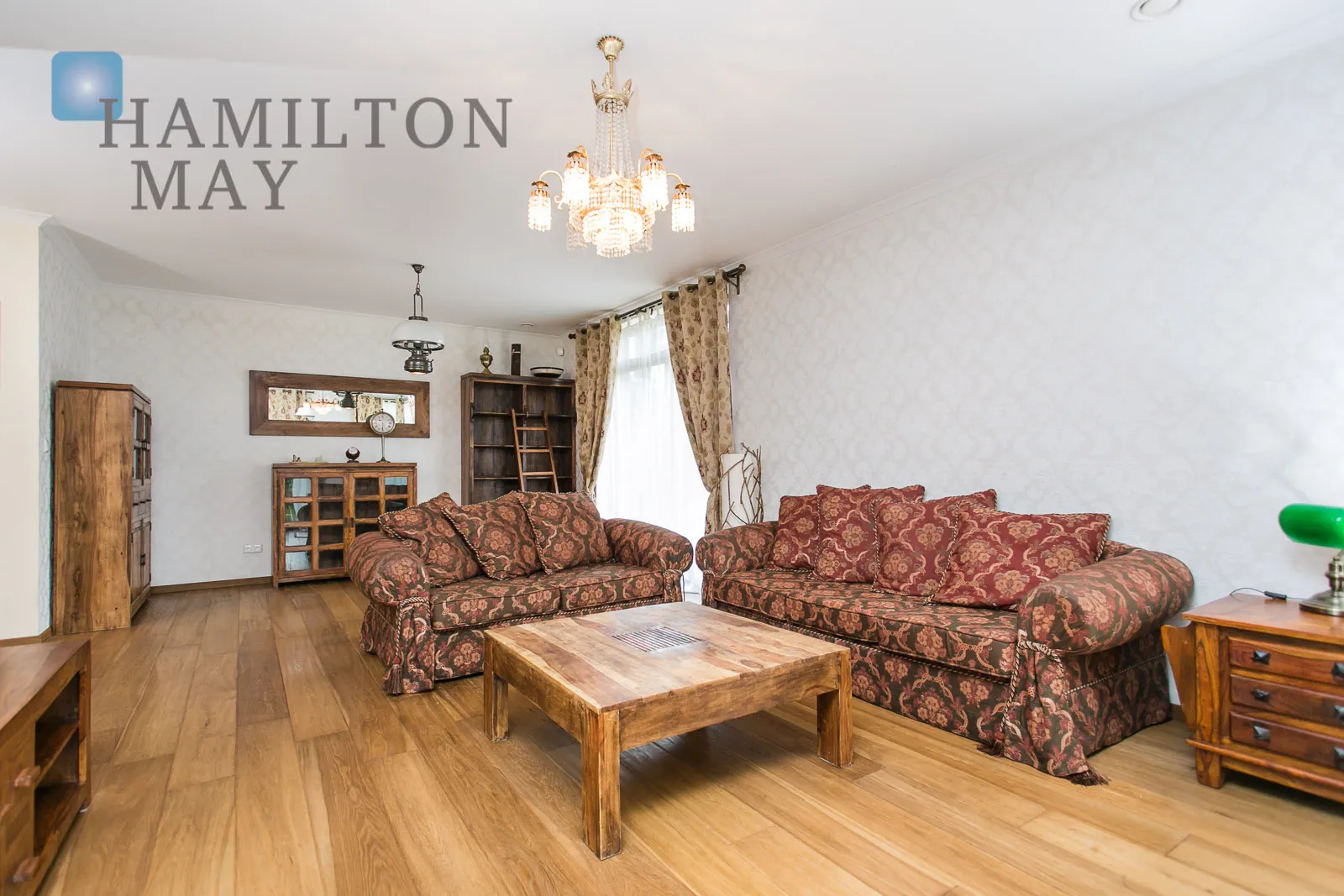 Street: Parkowe Wzgórze Region: Mogilany Distance to centre: 13.82 km Price: 2670000 PLN Bedrooms: 3 Bathrooms: 2 Plot size: 600m2 Price/m2: 14355 PLN - slider