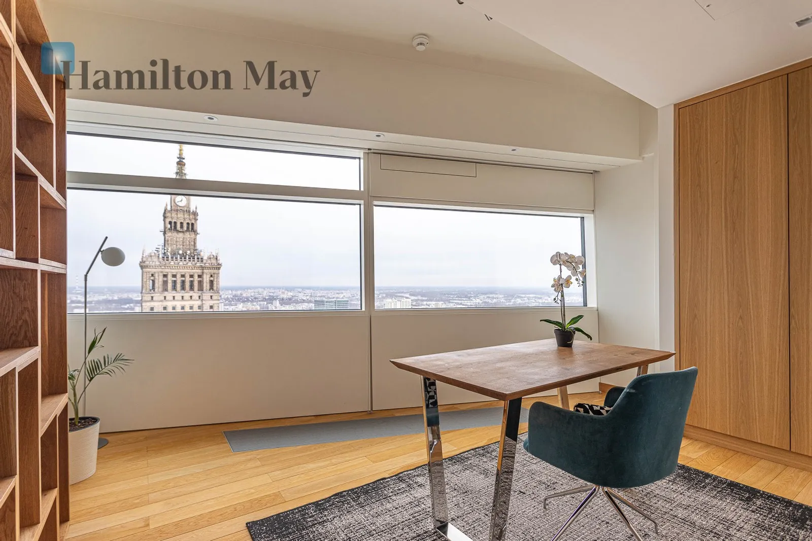 Region: Śródmieście Subregion: Śródmieście Północne Distance to centre: 0.65 km Level: 36 Price: 29000 PLN Bedrooms: 2 - slider