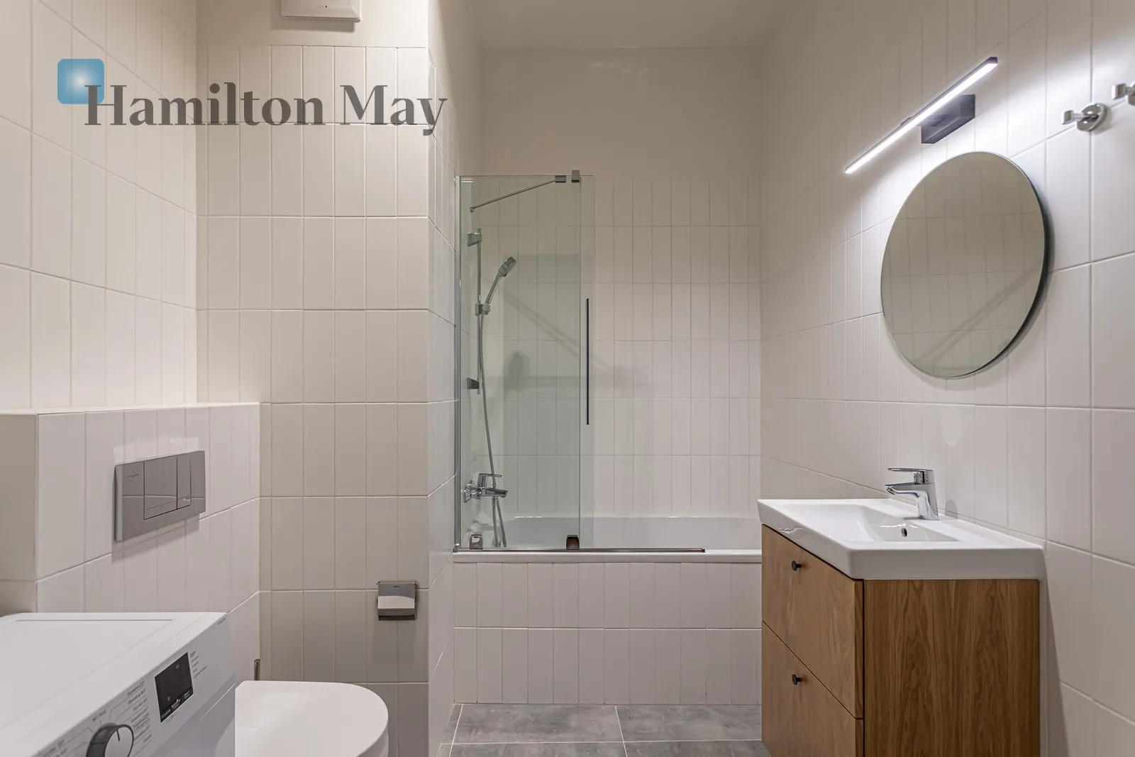 City: Warszawa Street: Złota Region: Wola Distance to centre: 1.16 km Level: 7 - slider