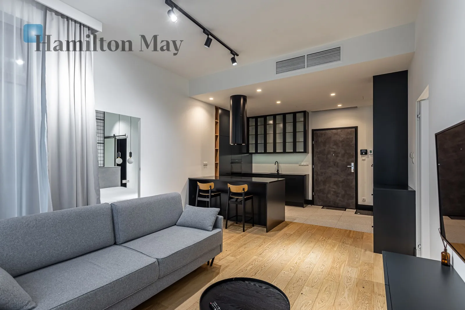 City: Warszawa Street: Leszczyńska Region: Śródmieście Subregion: Powiśle Distance to centre: 1.54 km Level: 4 Price: 9076 PLN Bedrooms: 2 Bathrooms: 1 Size: 58m2 Price/m2: 156 PLN - slider