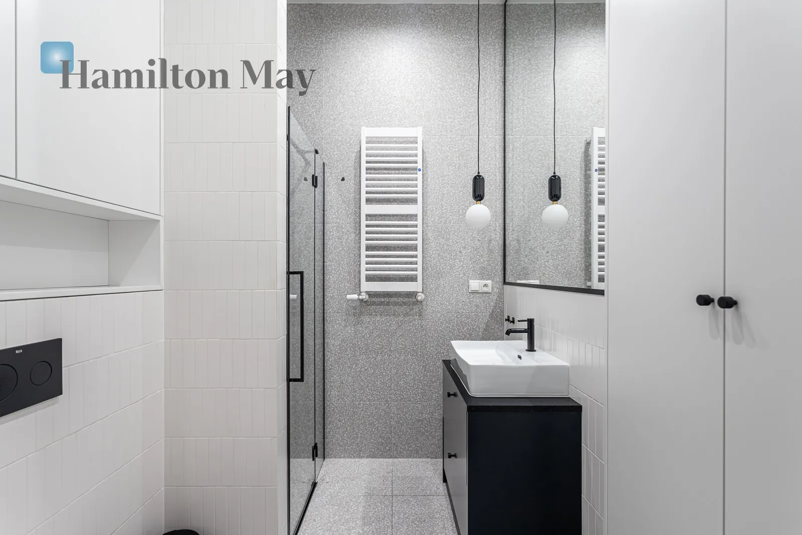 Region: Śródmieście Subregion: Powiśle Distance to centre: 1.54 km Level: 4 Price: 9076 PLN Bedrooms: 2 - slider