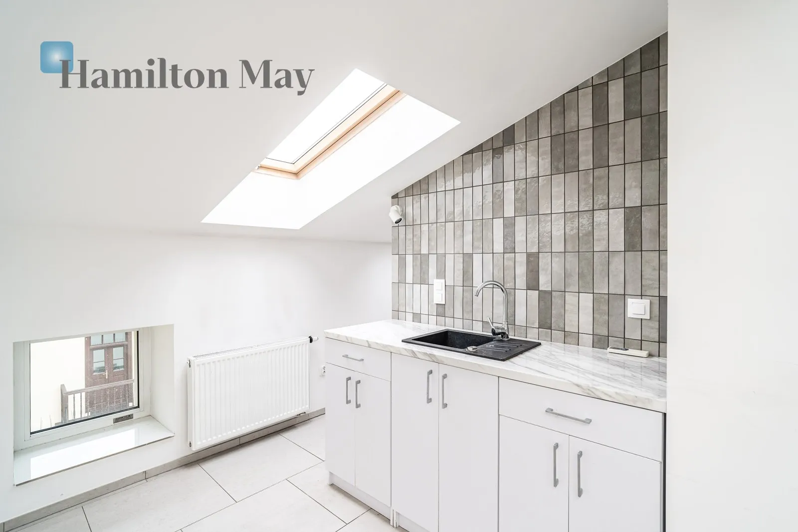 Світле приміщення з кондиціонером площею 40 м² у багатоквартирному будинку з ліфтом - slider