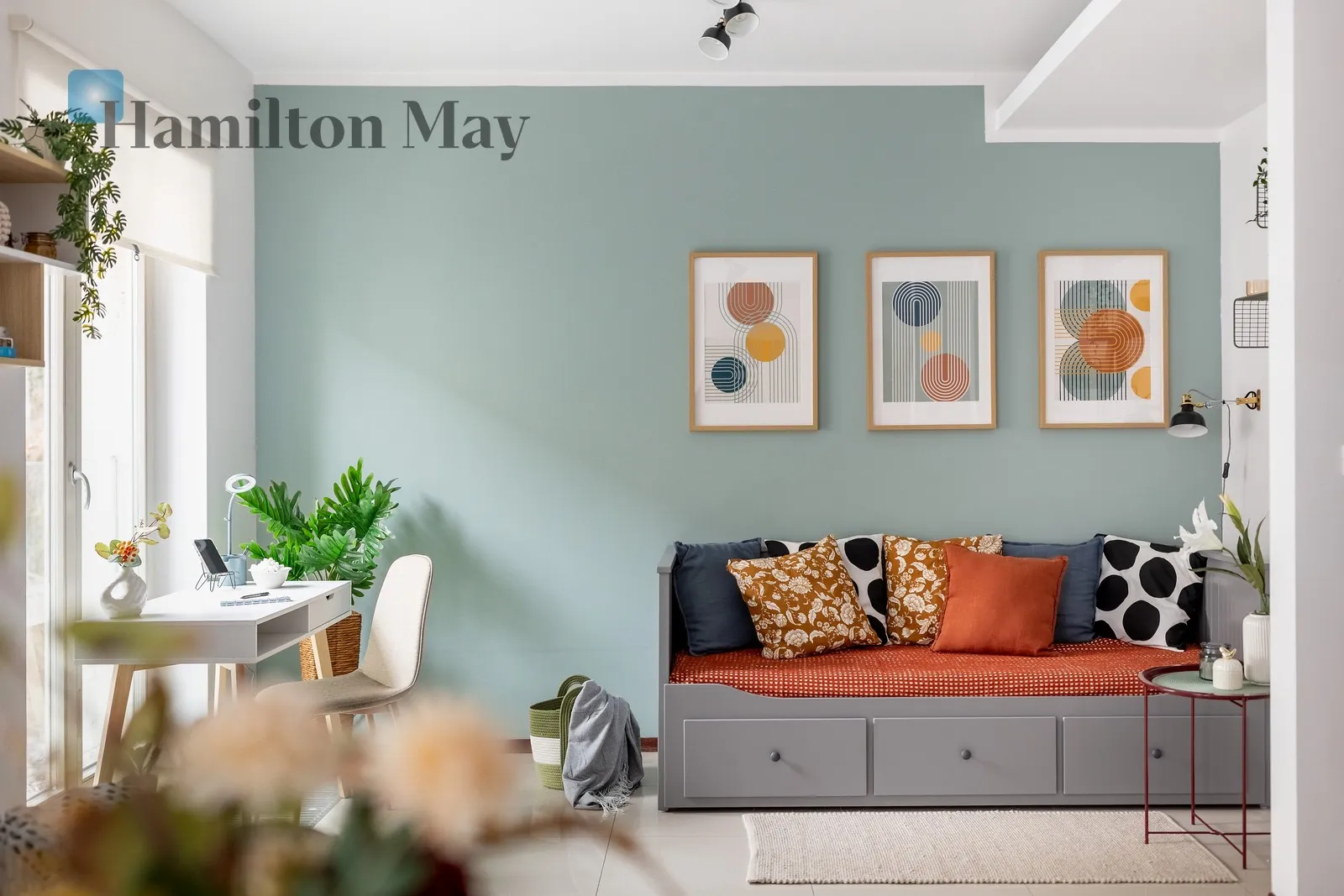 Street: Łobzowska Region: Stare Miasto Level: 1 Price: 3000 PLN Bedrooms: 0 Bathrooms: 1 Size: 36.5m2 Price/m2: 82 PLN - slider