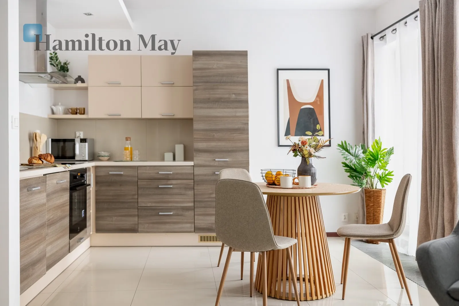 Level: 1 Price: 3000 PLN Bedrooms: 0 Bathrooms: 1 - slider