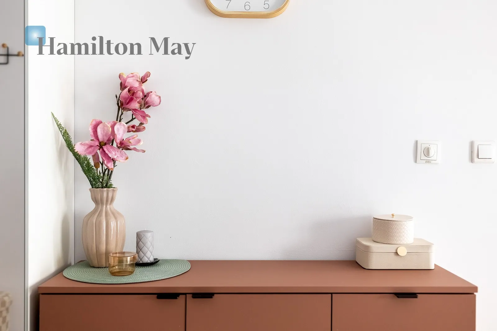 Street: Łobzowska Region: Stare Miasto Level: 1 - slider