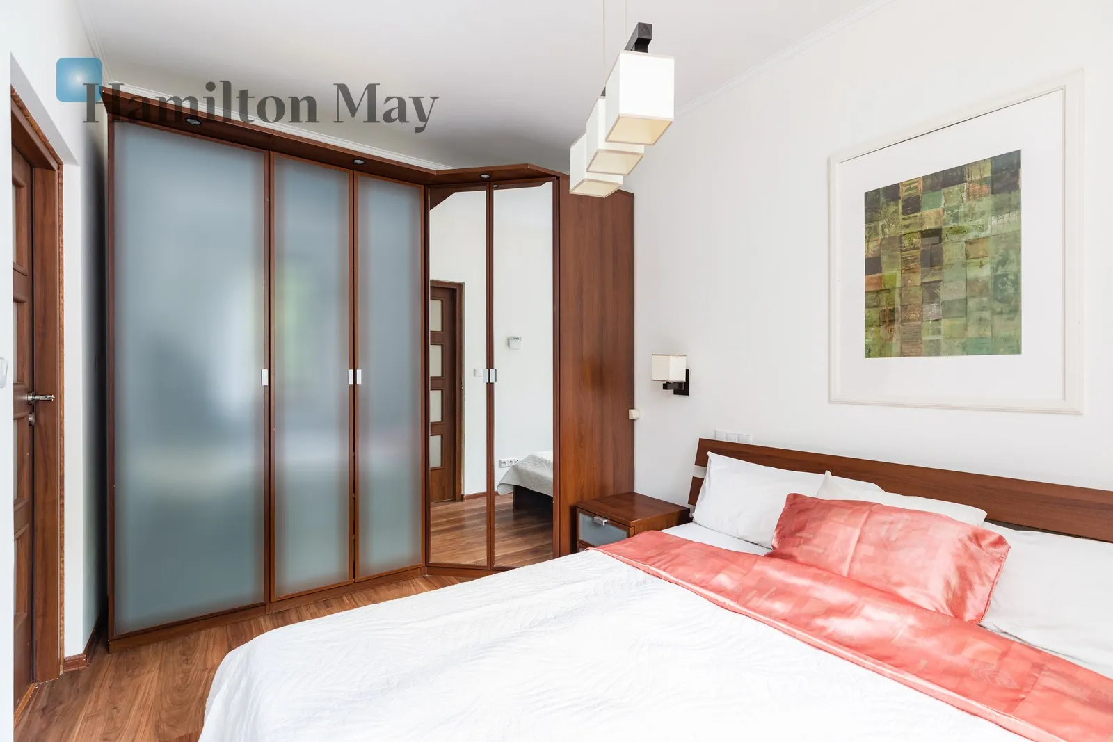 Subregion: Solec Distance to centre: 1.41 km Price: 5000 PLN Bedrooms: 1 Bathrooms: 1 Size: 50m2 Price/m2: 100 PLN - slider