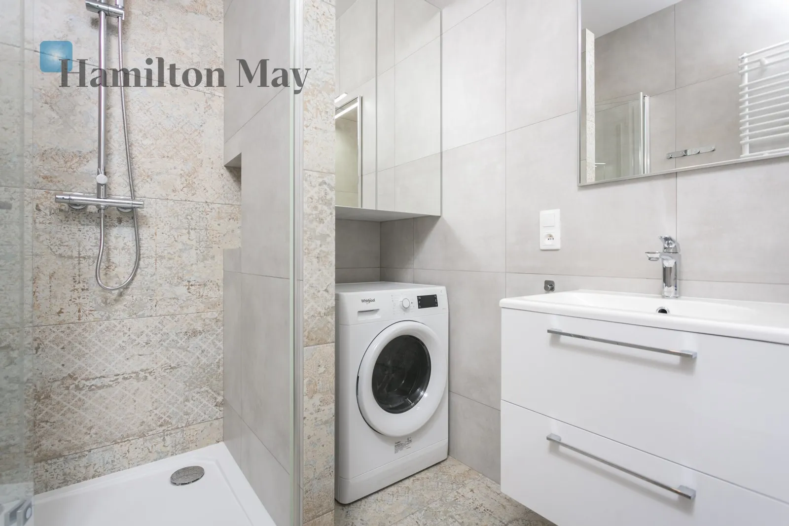 Subregion: Stare Podgórze Distance to centre: 1.93 km Level: 1 Price: 3600 PLN Bedrooms: 1 Bathrooms: 1 Size: 40m2 - slider