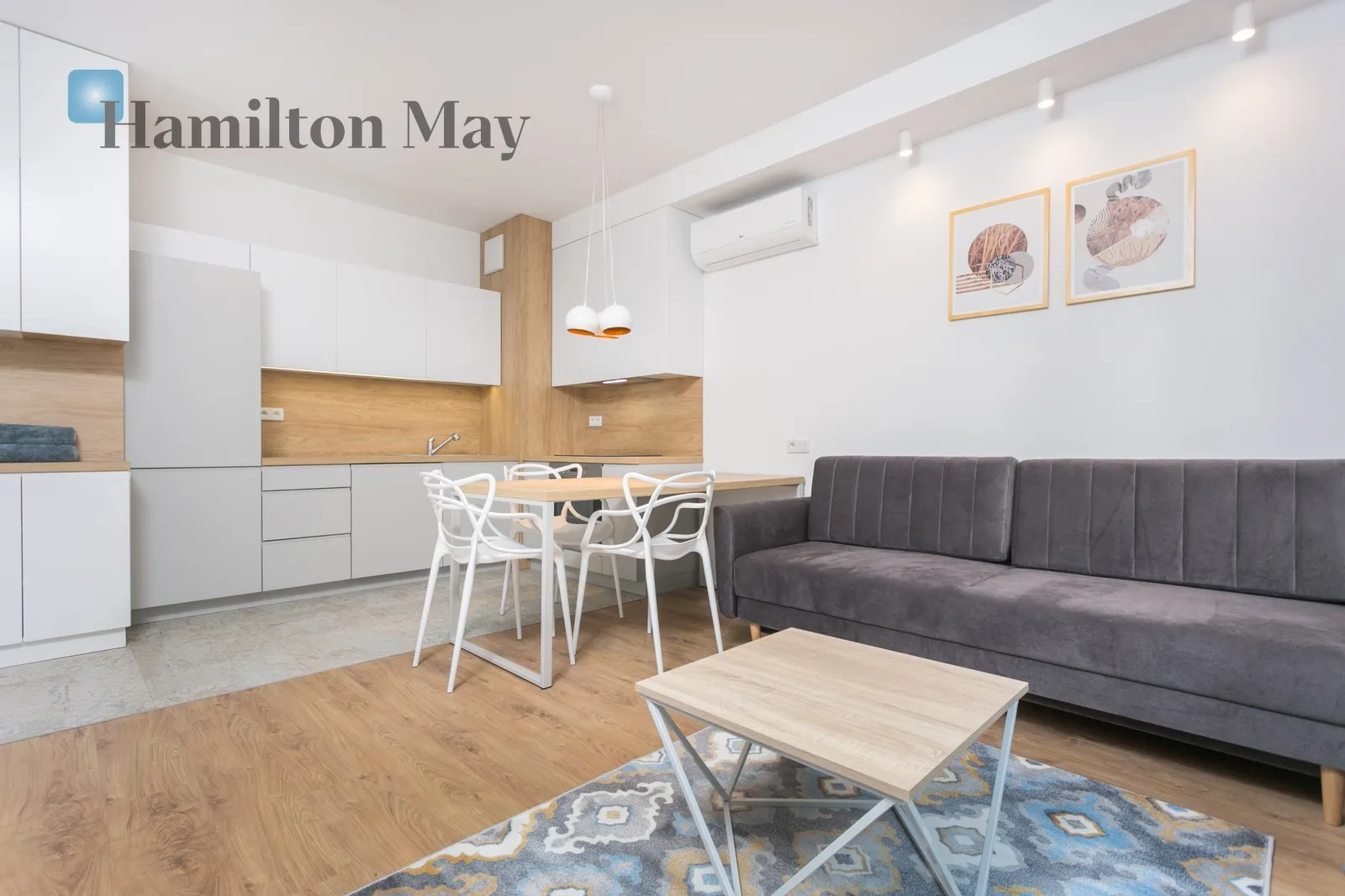 City: Kraków Street: Nadwiślańska Region: Podgórze Subregion: Stare Podgórze Distance to centre: 1.93 km Level: 1 Price: 3600 PLN Bedrooms: 1 Bathrooms: 1 Size: 40m2 Price/m2: 90 PLN - slider