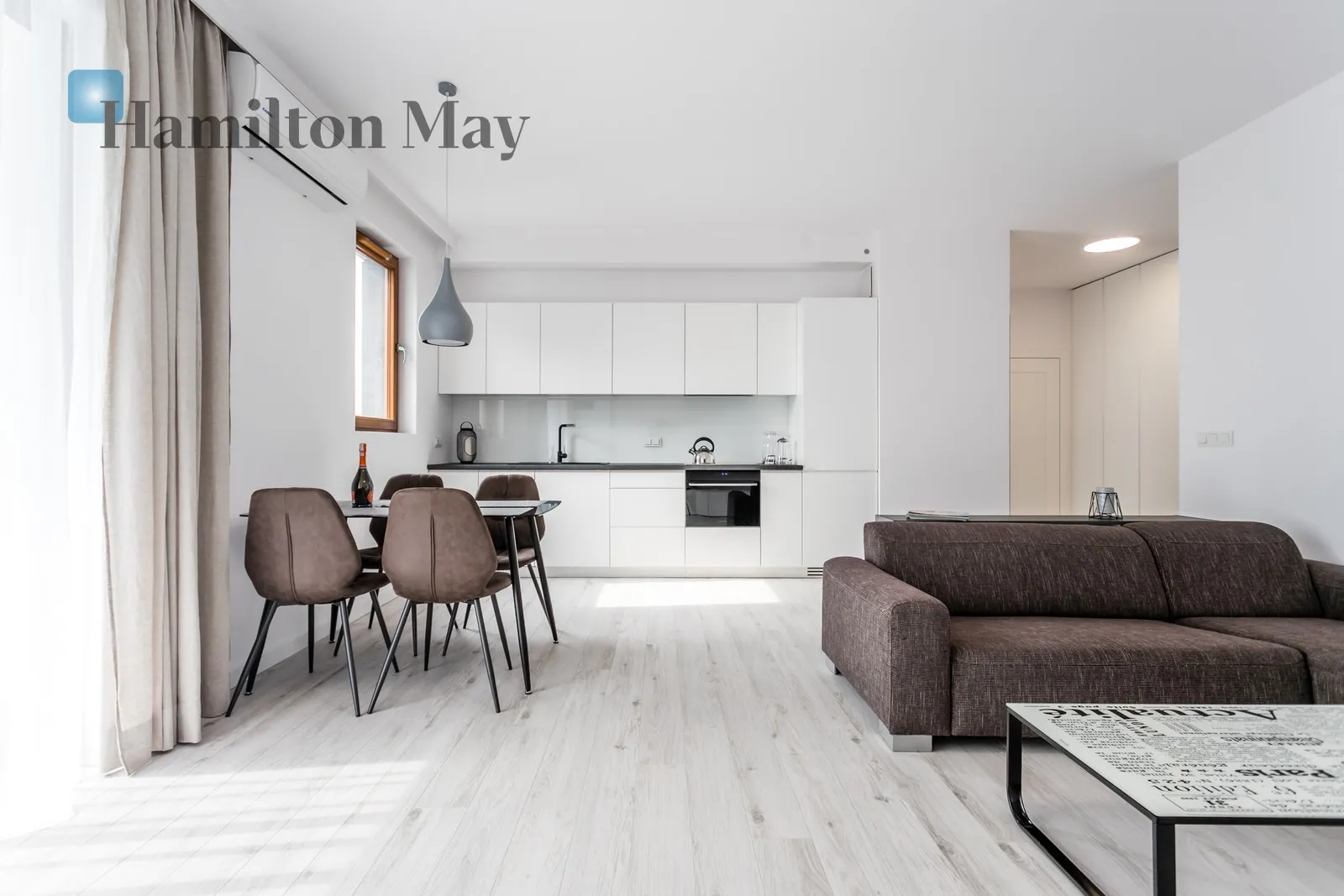 City: Warszawa Street: Karolkowa Region: Wola Subregion: Czyste Distance to centre: 2.29 km Level: 8 Price: 6500 PLN Bedrooms: 1 - slider