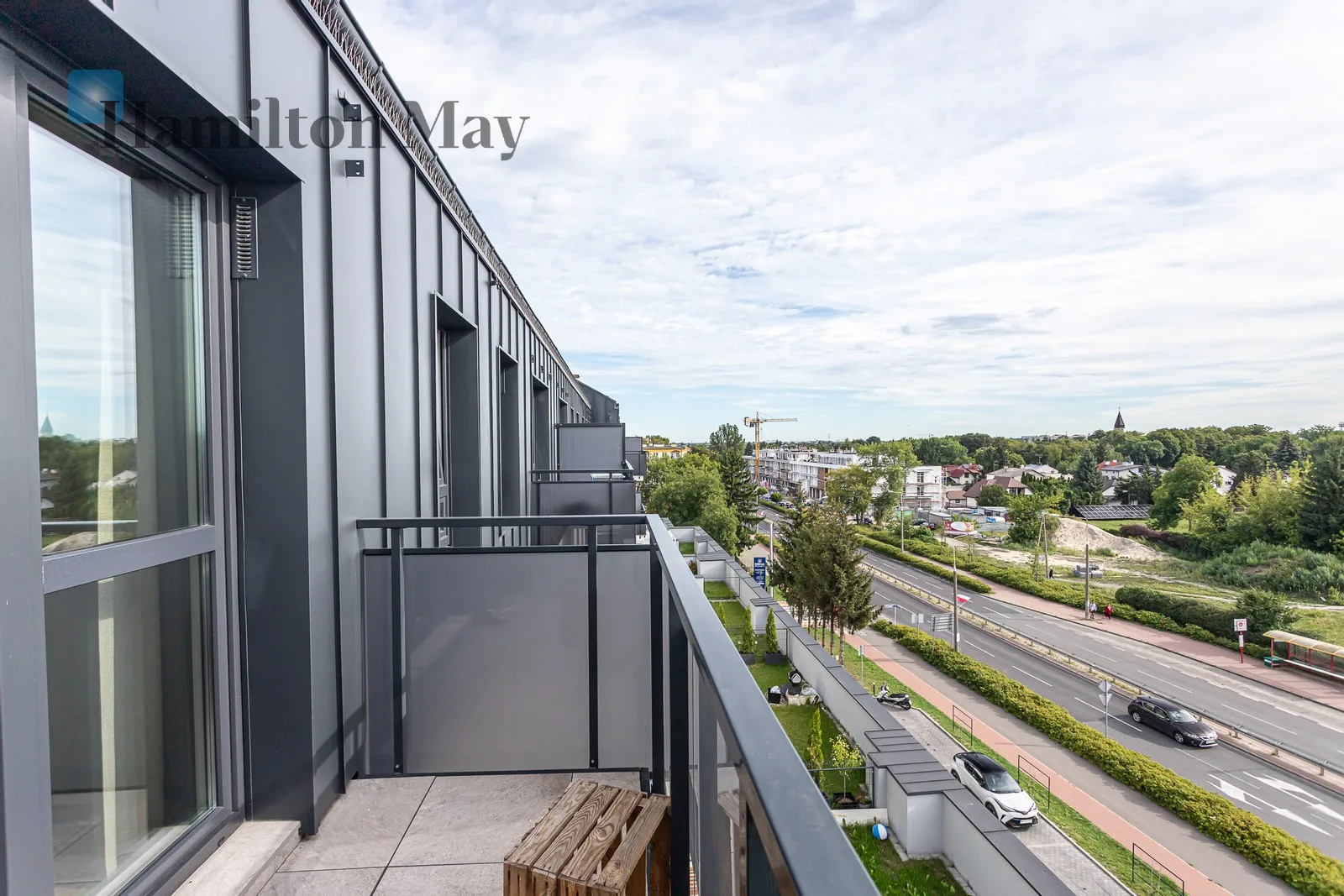 Modern loft apartment in Słoneczne Tarasy development in Piastów - slider