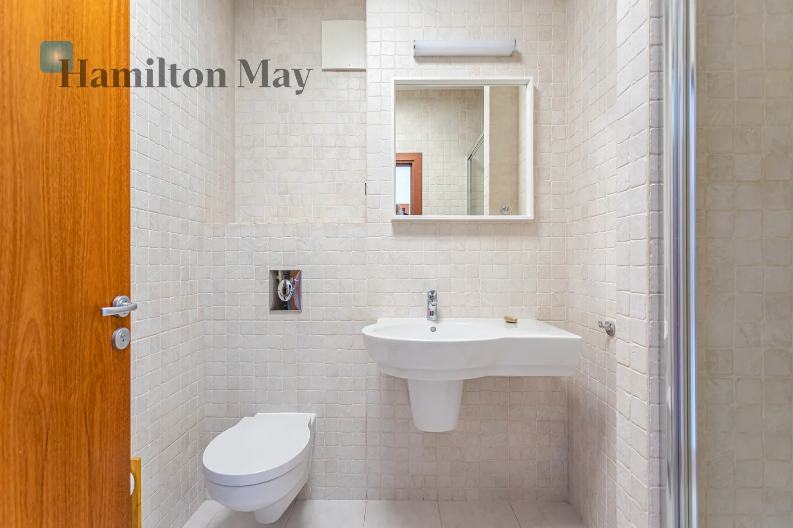 Street: Hanki Czaki Region: Żoliborz Subregion: Stary Żoliborz Distance to centre: 5.16 km Level: 6 Price: 750000 PLN Bedrooms: 0 - slider