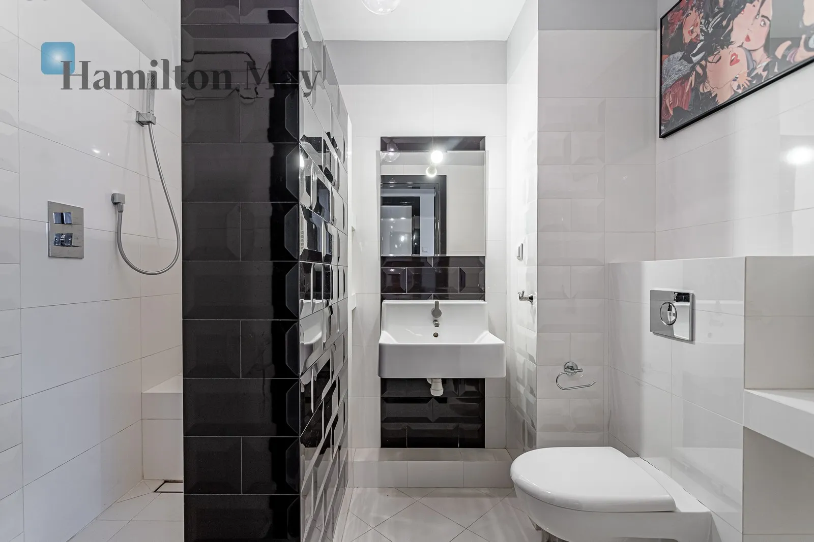 Subregion: Mirów Distance to centre: 1.72 km Level: 2 Price: 5400 PLN Bedrooms: 1 Bathrooms: 1 Size: 50m2 - slider