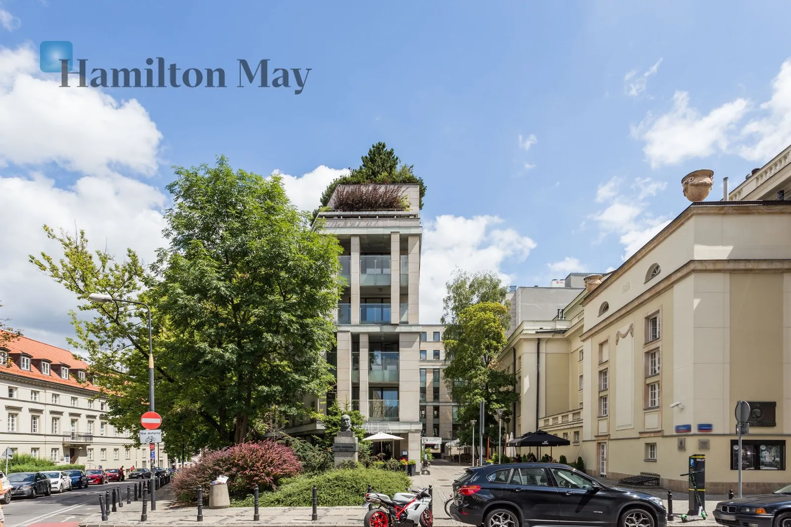 Subregion: Powiśle Distance to centre: 1.15 km Level: 3 Price: 6500 PLN Bedrooms: 1 - slider