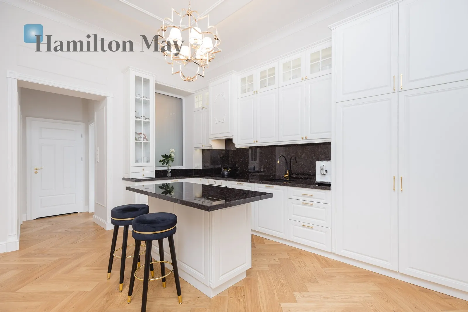 City: Kraków Street: Jana Zamoyskiego Region: Podgórze Subregion: Stare Podgórze Distance to centre: 2.36 km Price: 20000 PLN - slider