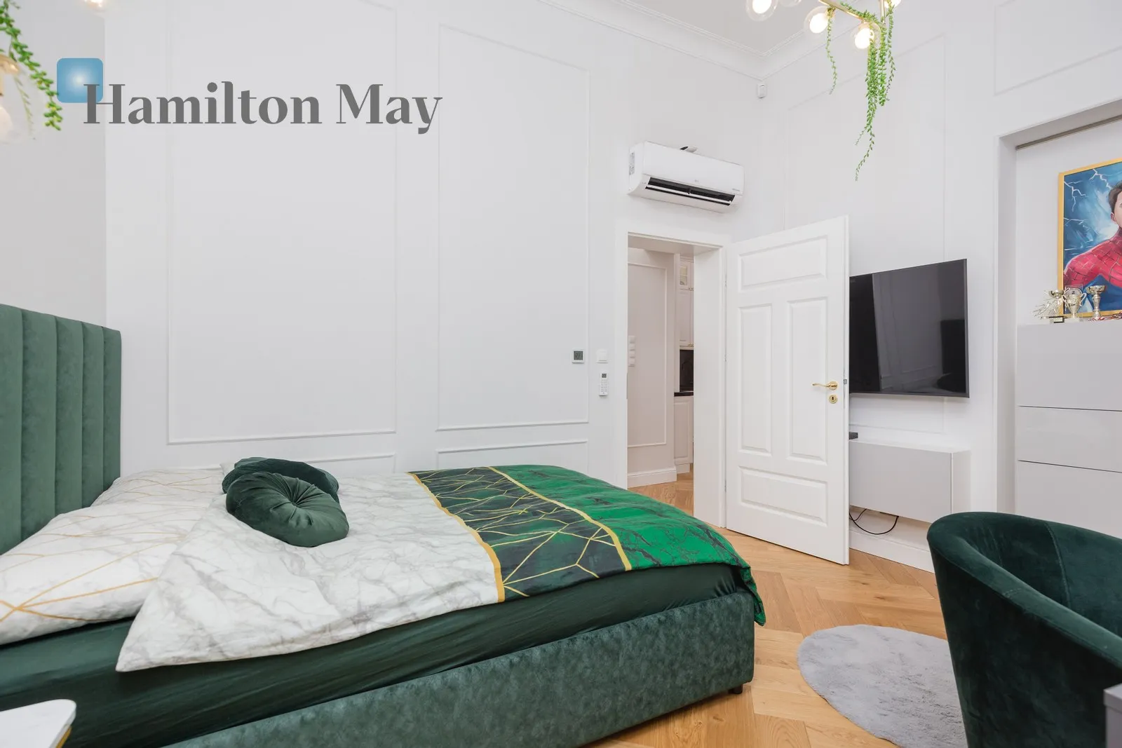Price: 20000 PLN Bedrooms: 3 Bathrooms: 2 Plot size: 617m2 - slider
