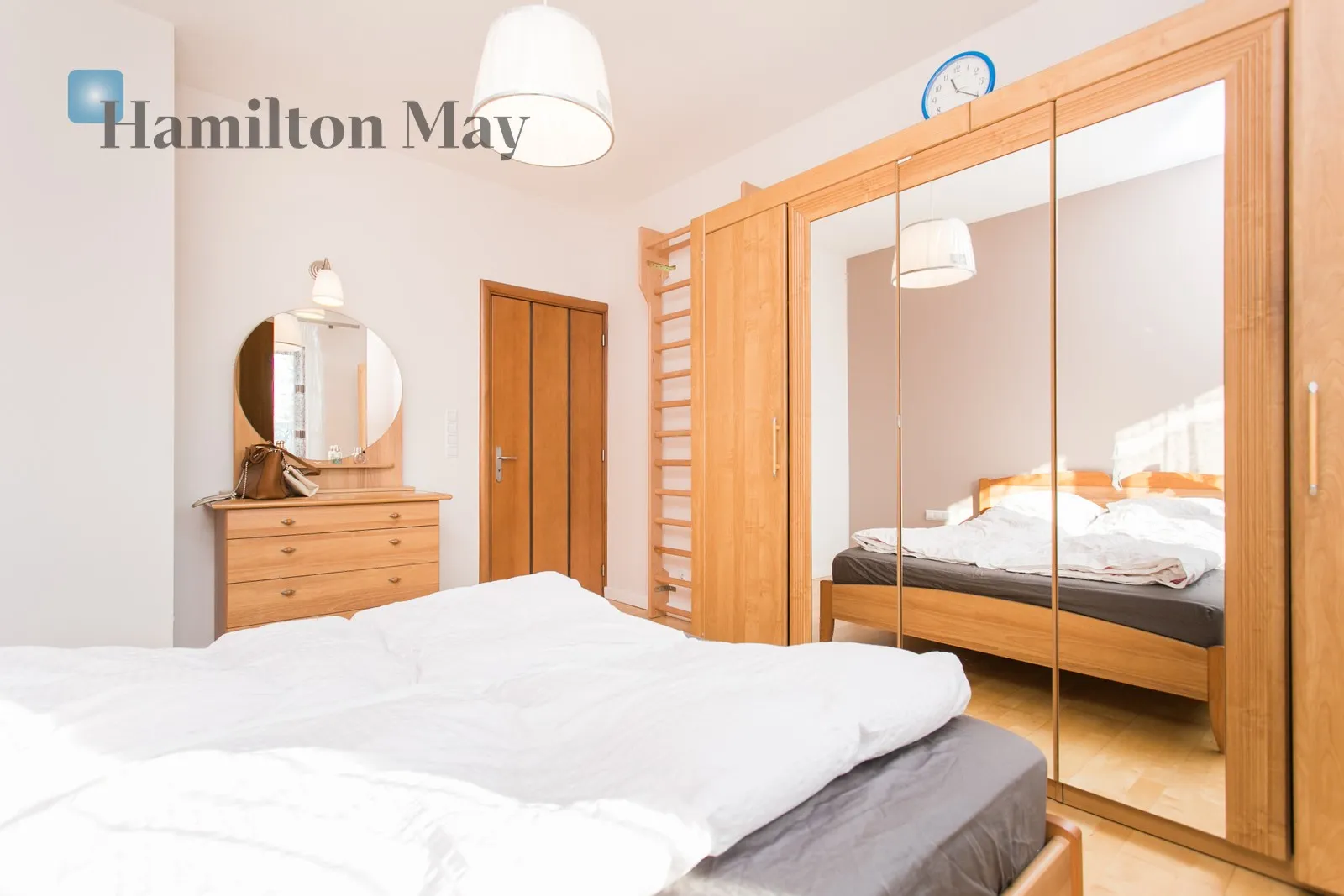 City: Kraków Street: Balicka Region: Bronowice Subregion: Bronowice Małe Level: -9 Price: 10000 PLN - slider