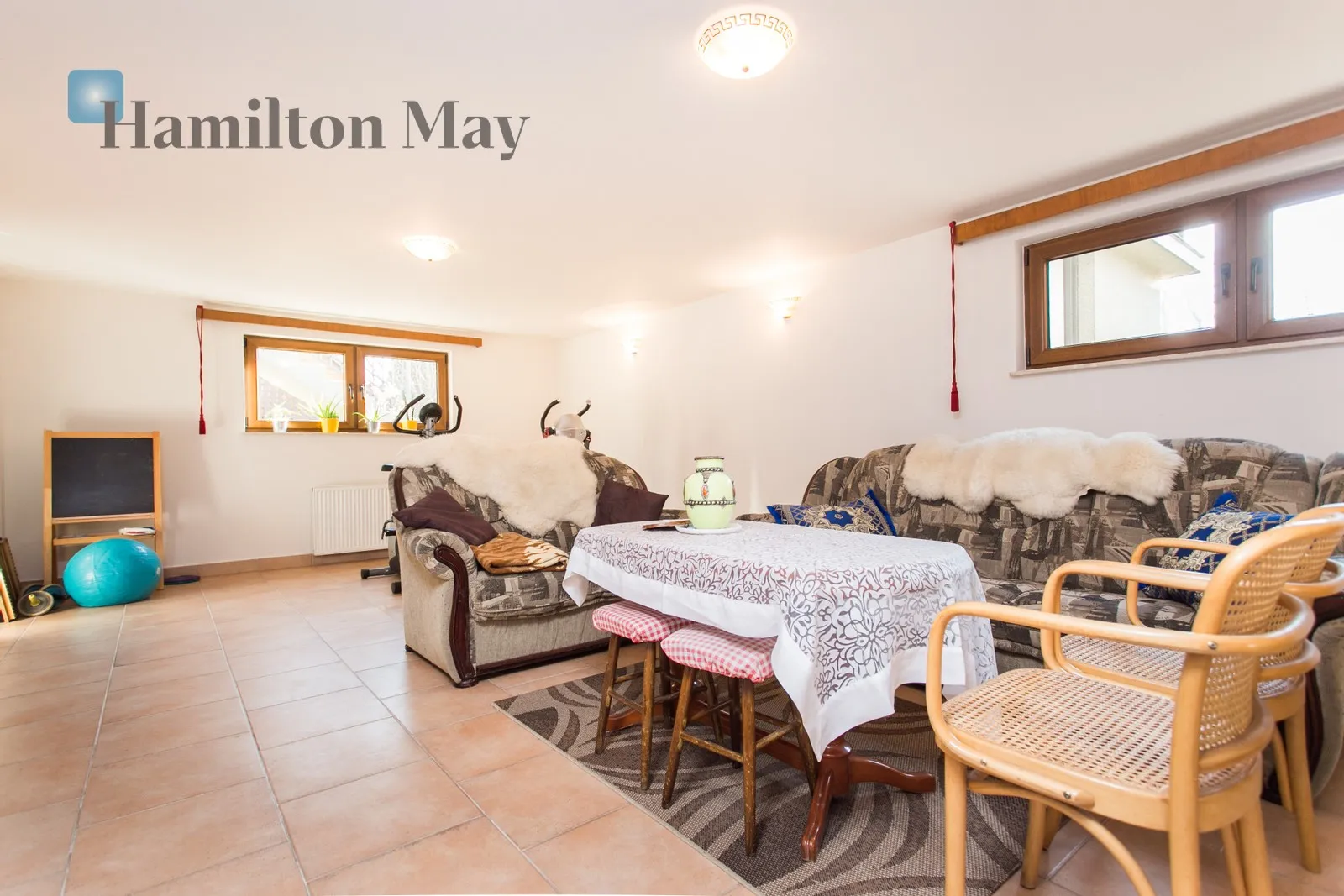 Street: Balicka Region: Bronowice Subregion: Bronowice Małe Level: -9 Price: 10000 PLN - slider